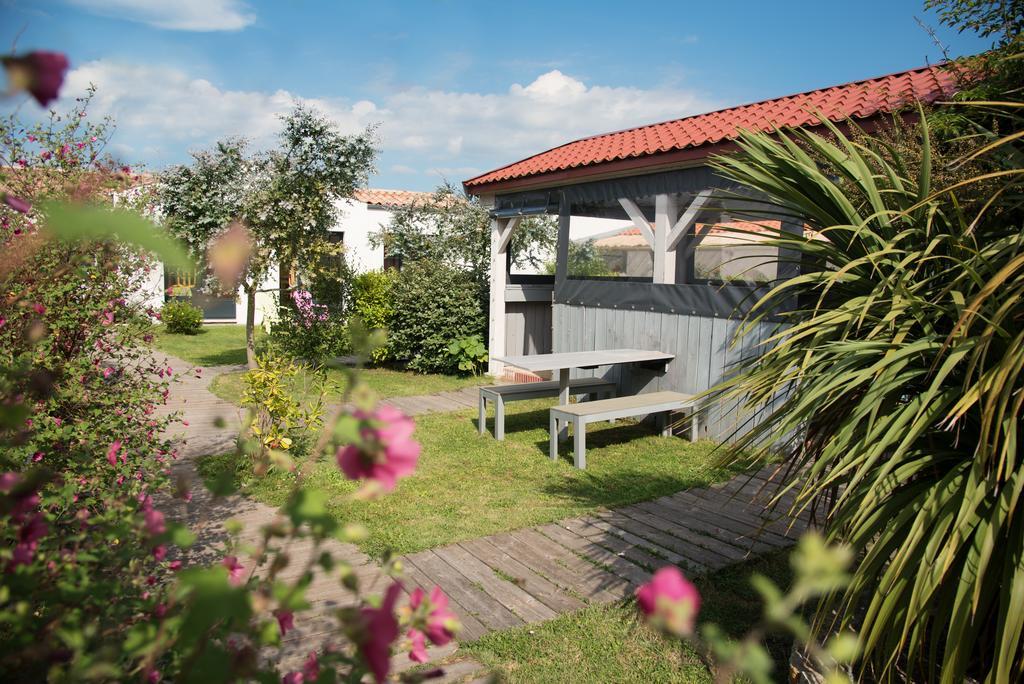 Motel Saint Georges D'Oleron Exterior photo