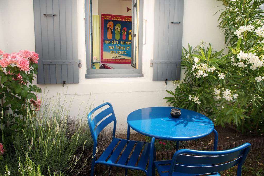 Motel Saint Georges D'Oleron Exterior photo